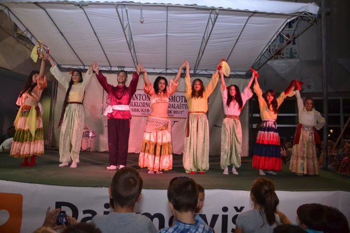 20479712_1865316640463319_1020777649684601391_n