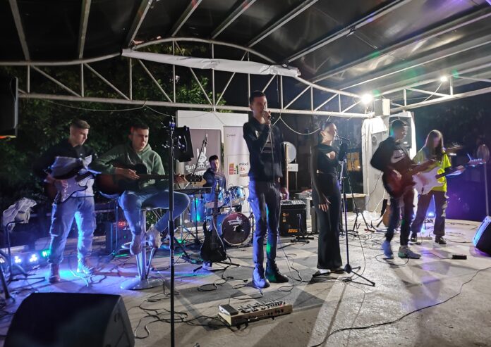 Rock škola Birač - koncert u Bratuncu Rock škola Birač - koncert u Bratuncu